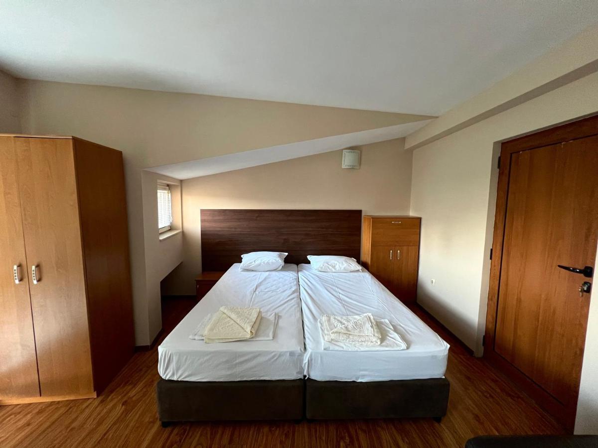 Hotel Maria Vratsa ภายนอก รูปภาพ