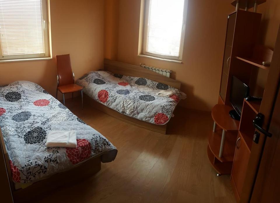 Hotel Maria Vratsa ภายนอก รูปภาพ