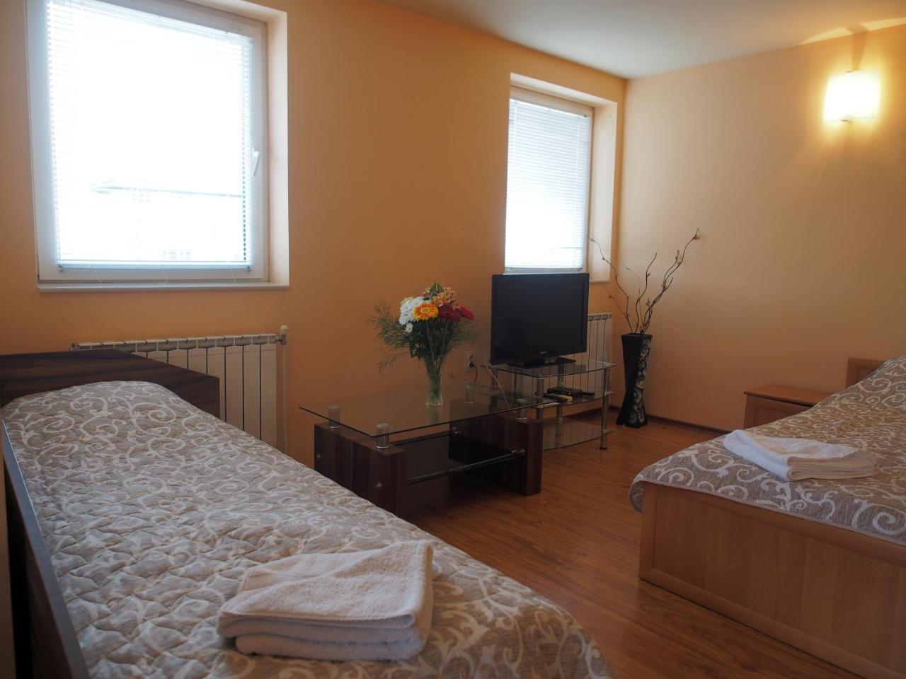 Hotel Maria Vratsa ภายนอก รูปภาพ