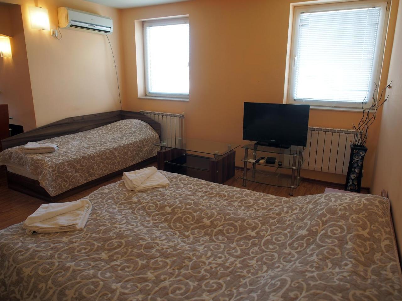 Hotel Maria Vratsa ภายนอก รูปภาพ
